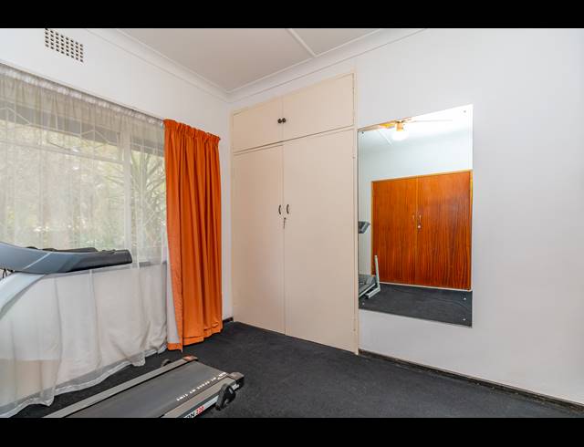 4 BEDROOM FREEHOLD FOR SALE IN BERARIO